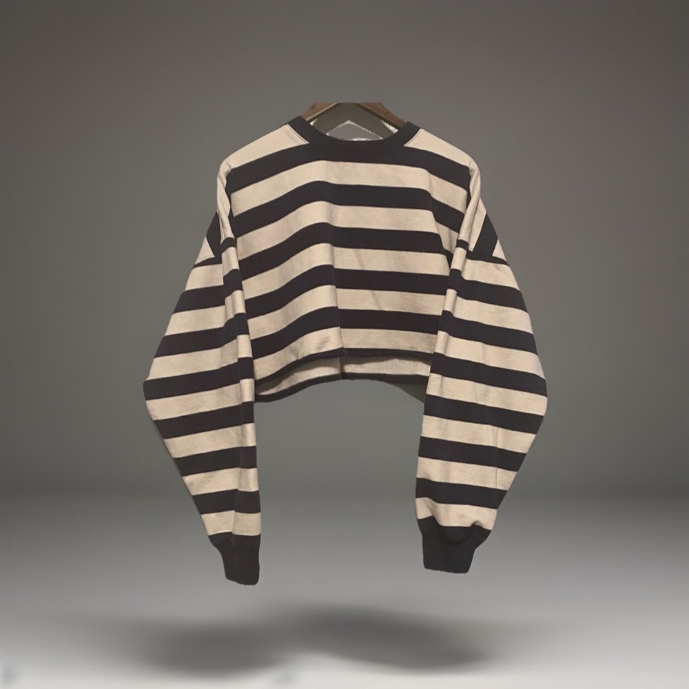 Brandy Melville Women O/S Navy White Stripe Long Sleeve Crop Style Sweatshirt